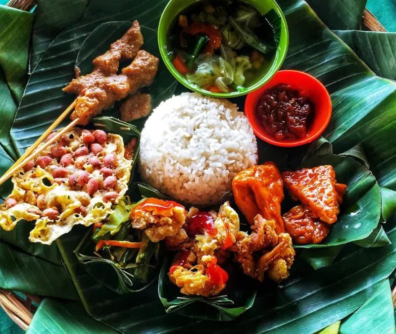 Exploring the Richness of Indonesian Cuisine: A Fusion of Flavors and Cultural Influences